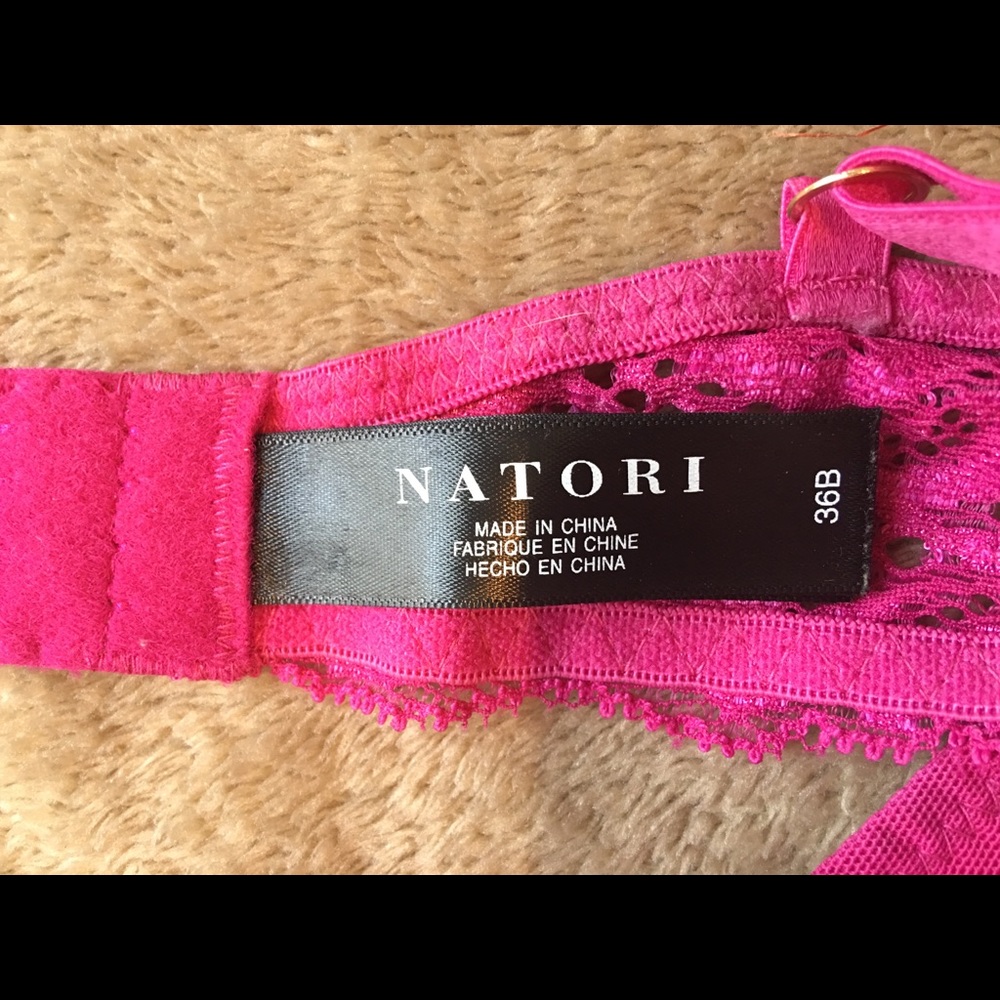 Lot of 4 bras - 2 Chantelle, Natori, Huit - Picture 3 of 8